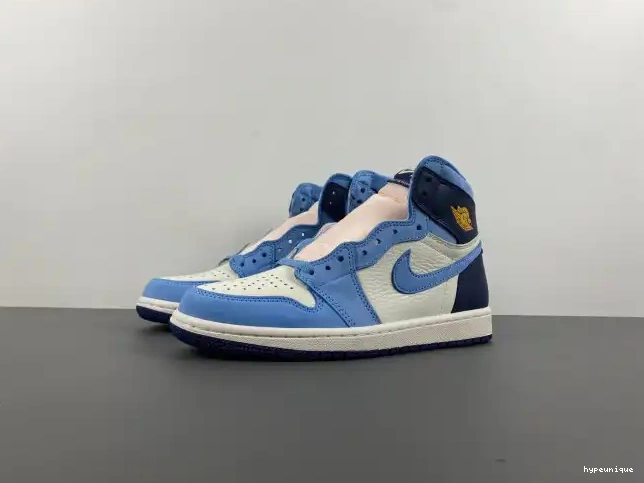 HYPE Flight WMNS High FD2596-400 Air 1 OG Jordan First in 0424